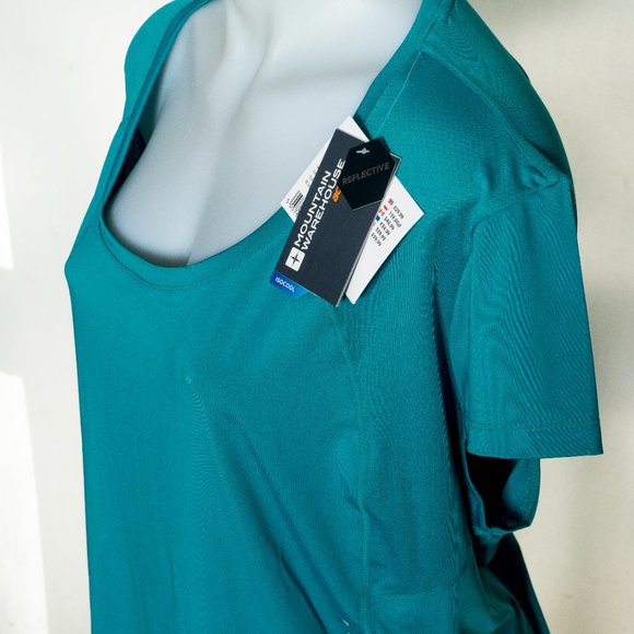 NWT Pacesetter Reflective Womens T-Shirt - Picture 2 of 8